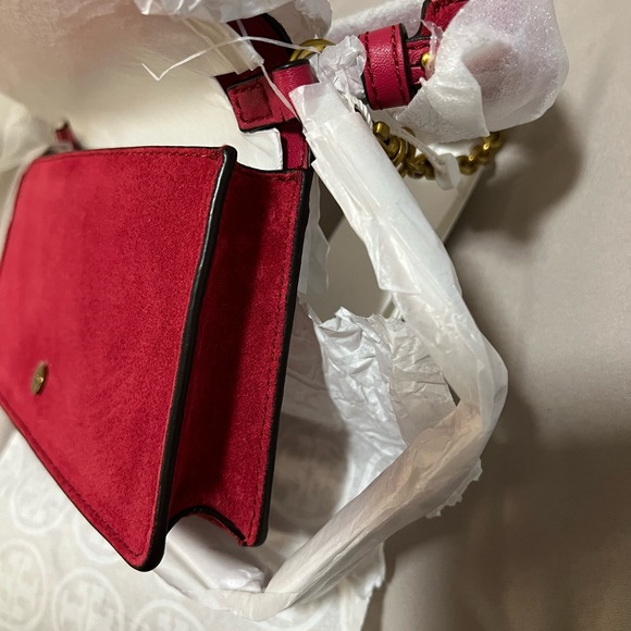 Tory Burch, Cleo Calf Hair Fold-Over Clutch, Gooseberry color, Size OS - Picture 2 of 5